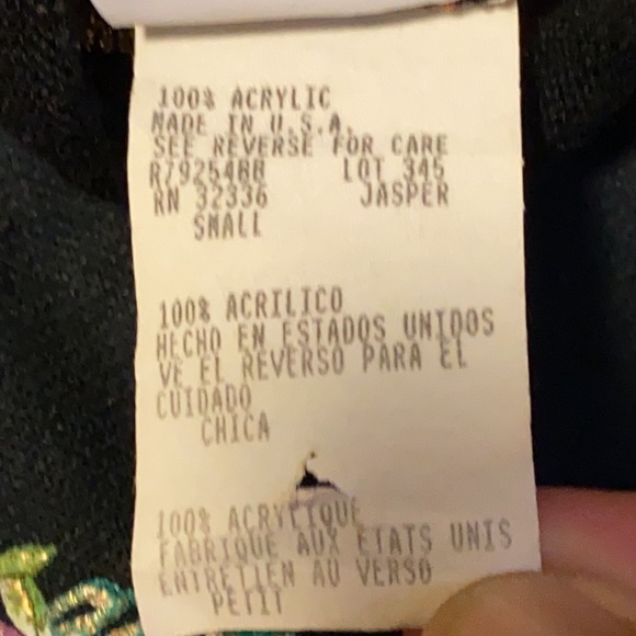 Bobbie Brooks collection black sweater with design size small - Picture 12 of 15